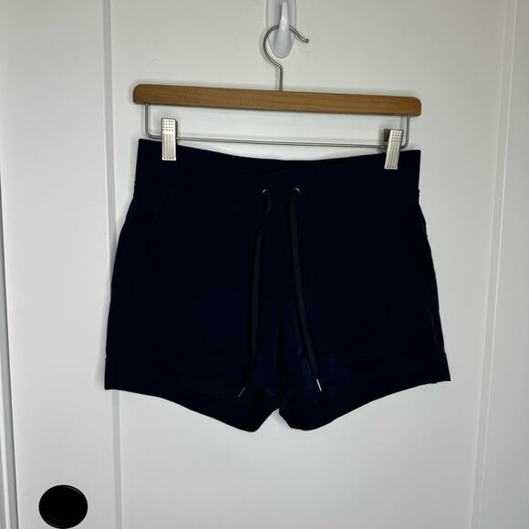 Athleta Midtown 4” Navy Blue Drawstring Cuffed Shorts Size XS - Picture 2 of 8